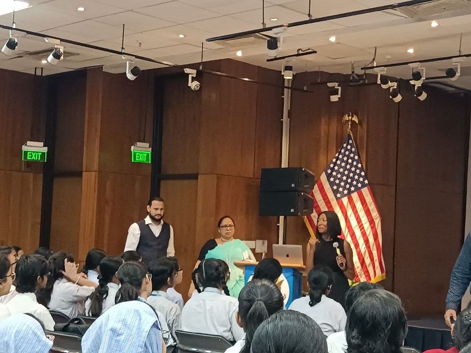 Robotics Workshop at American Center