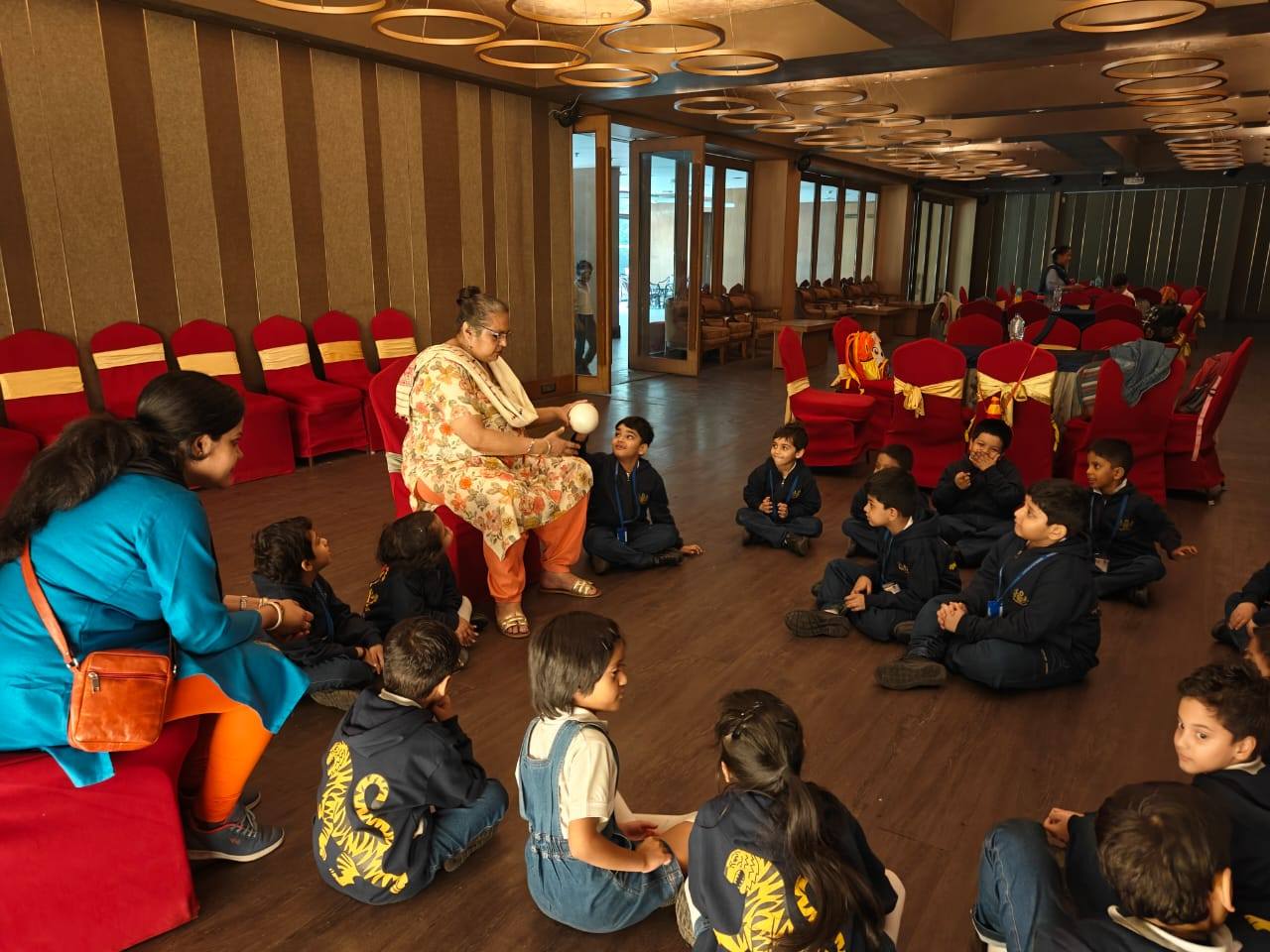 🌞 School Picnic 2025 | Apeejay School Park Street 🌞